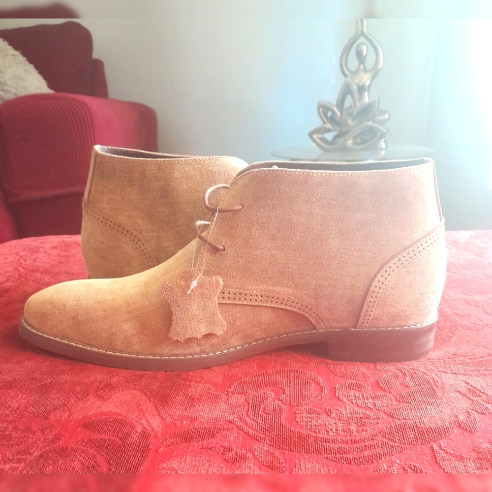 Calto Men's Size 11 Chukka boots